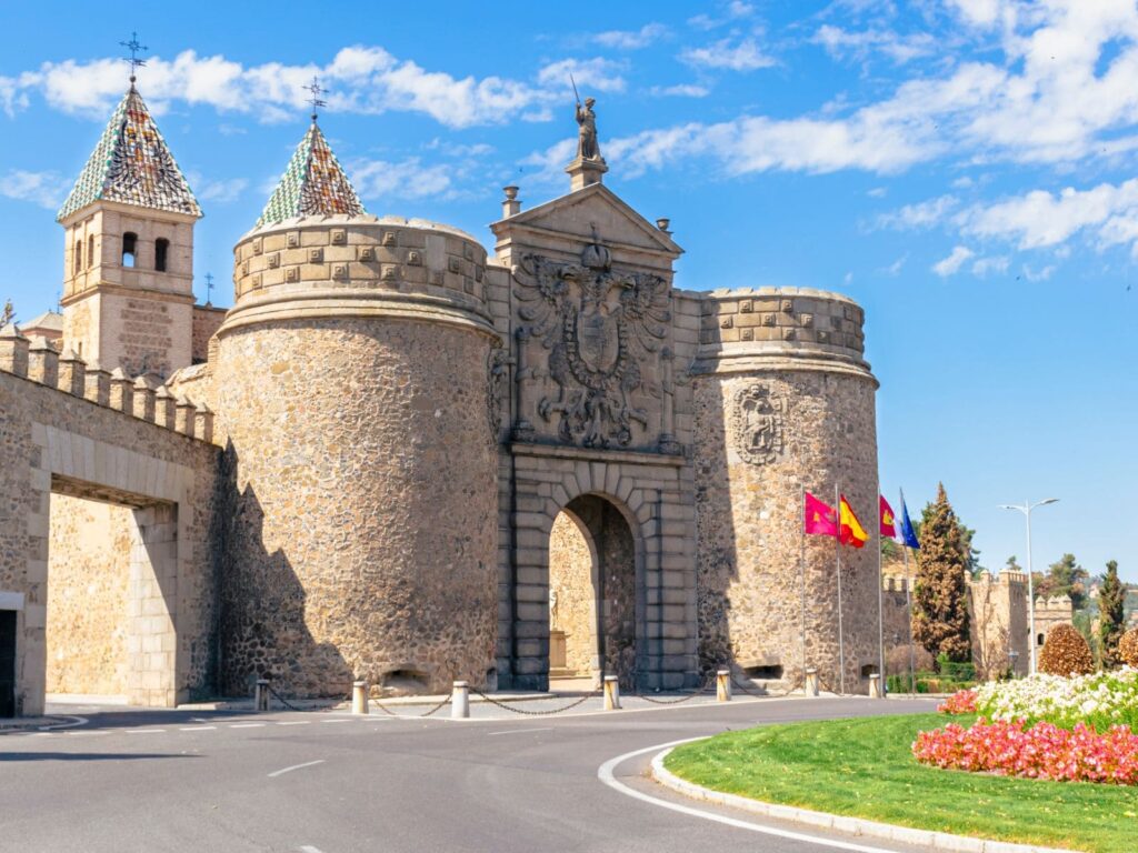 Puerta de Bisagra a Toledo